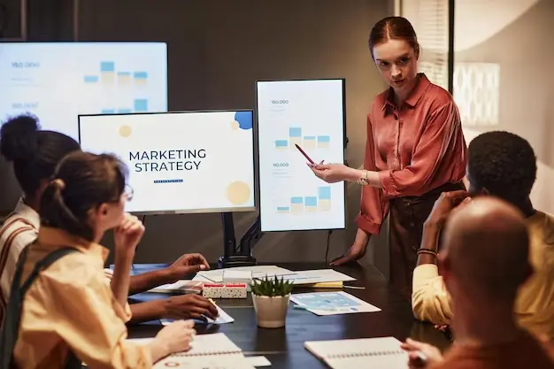 Freelance digital marketer in Kerala planning digital marketing strategy